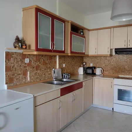 Hill Apartment